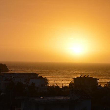 Bed and Breakfast Velco Bb Himara Экстерьер фото