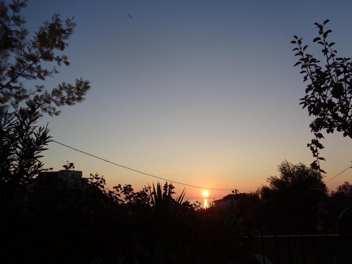 Bed and Breakfast Velco Bb Himara Экстерьер фото