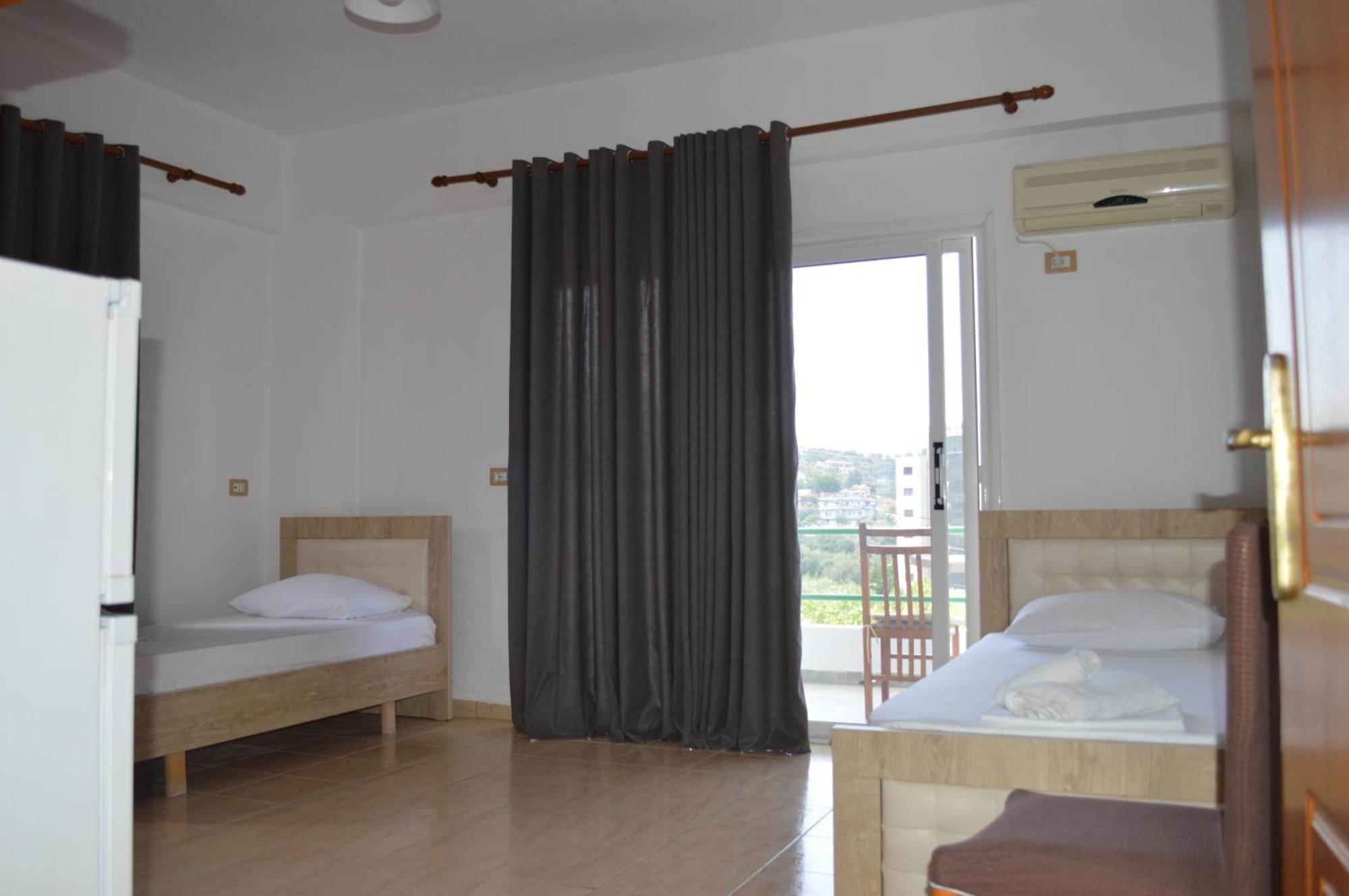 Bed and Breakfast Velco Bb Himara Экстерьер фото